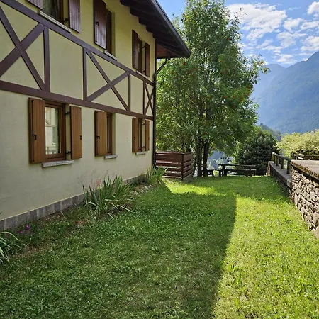 Apartment Rododendro *